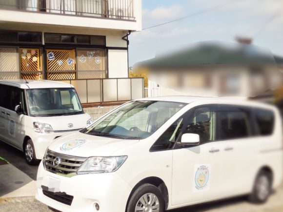 キッズハンド送迎車