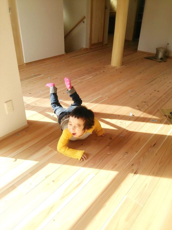 スギ材でごきげん!?の息子