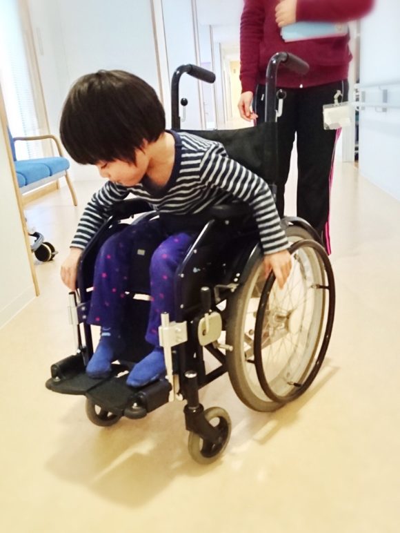 車イスの練習中