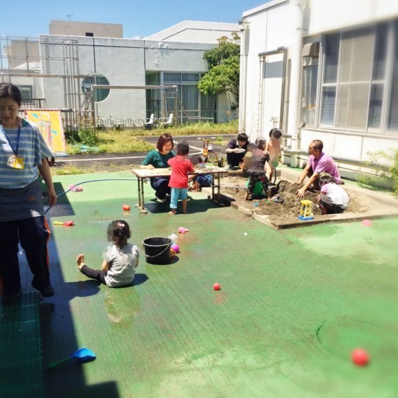 筑波附属幼稚部庭遊び