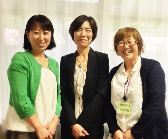 左からreiko、新倉校長先生、五本木愛
