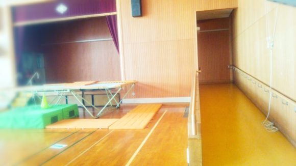 市立養護・体育館